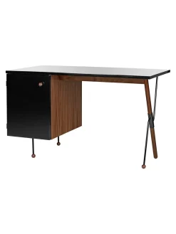 GUBI 62 Desk fra Discount