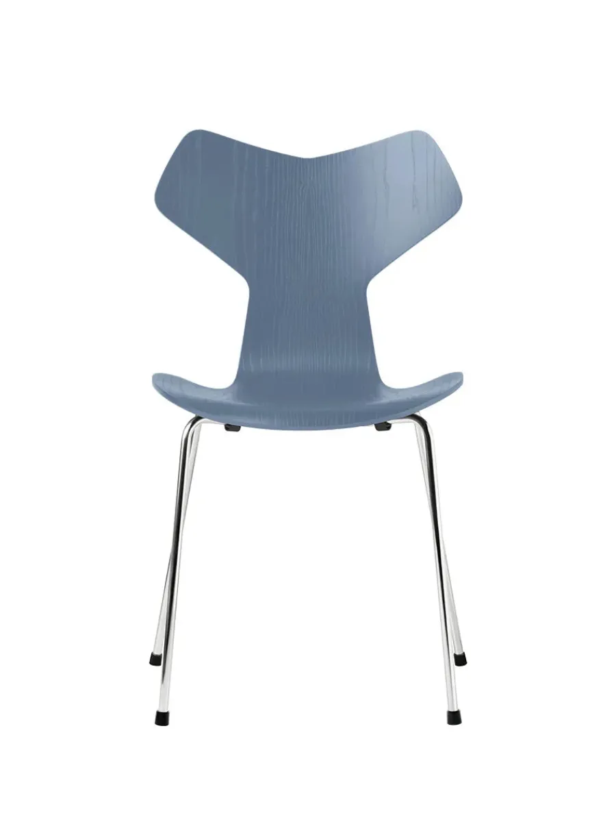 Fritz Hansen 3130 Grand Prix stol i farvet ask af Arne Jacobsen