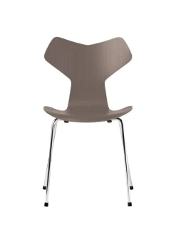 Fritz Hansen 3130 Grand Prix stol i farvet ask af Arne Jacobsen