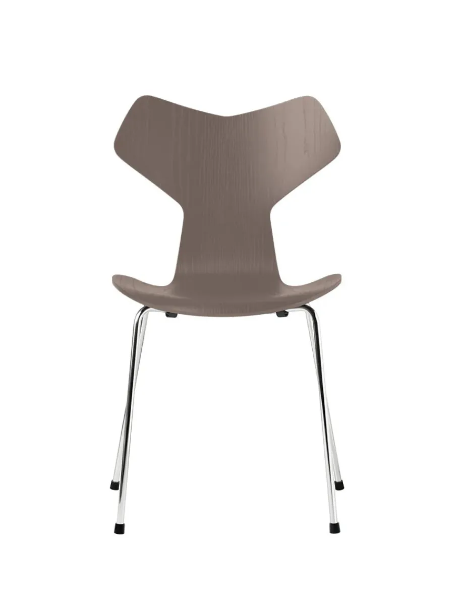 Fritz Hansen 3130 Grand Prix stol i farvet ask af Arne Jacobsen