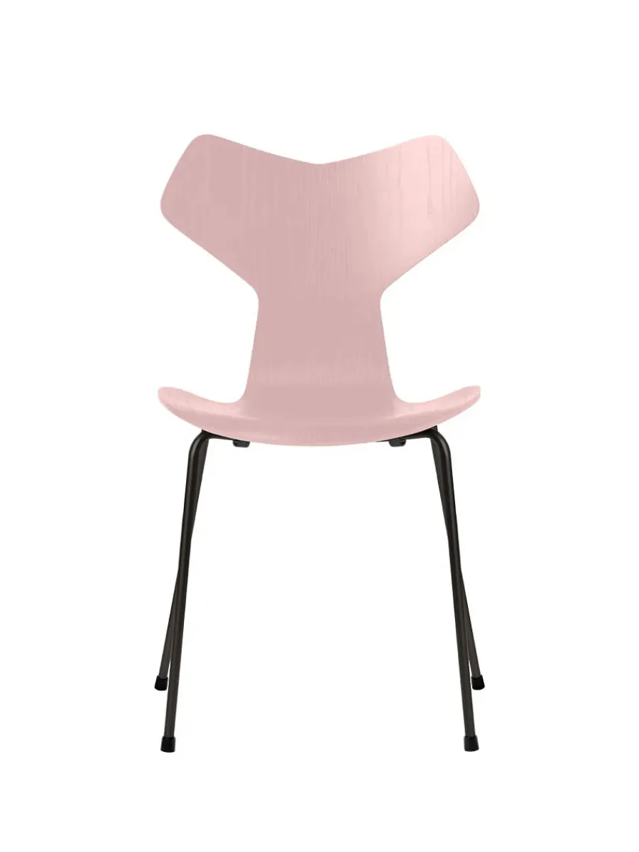 Fritz Hansen 3130 Grand Prix stol i farvet ask af Arne Jacobsen