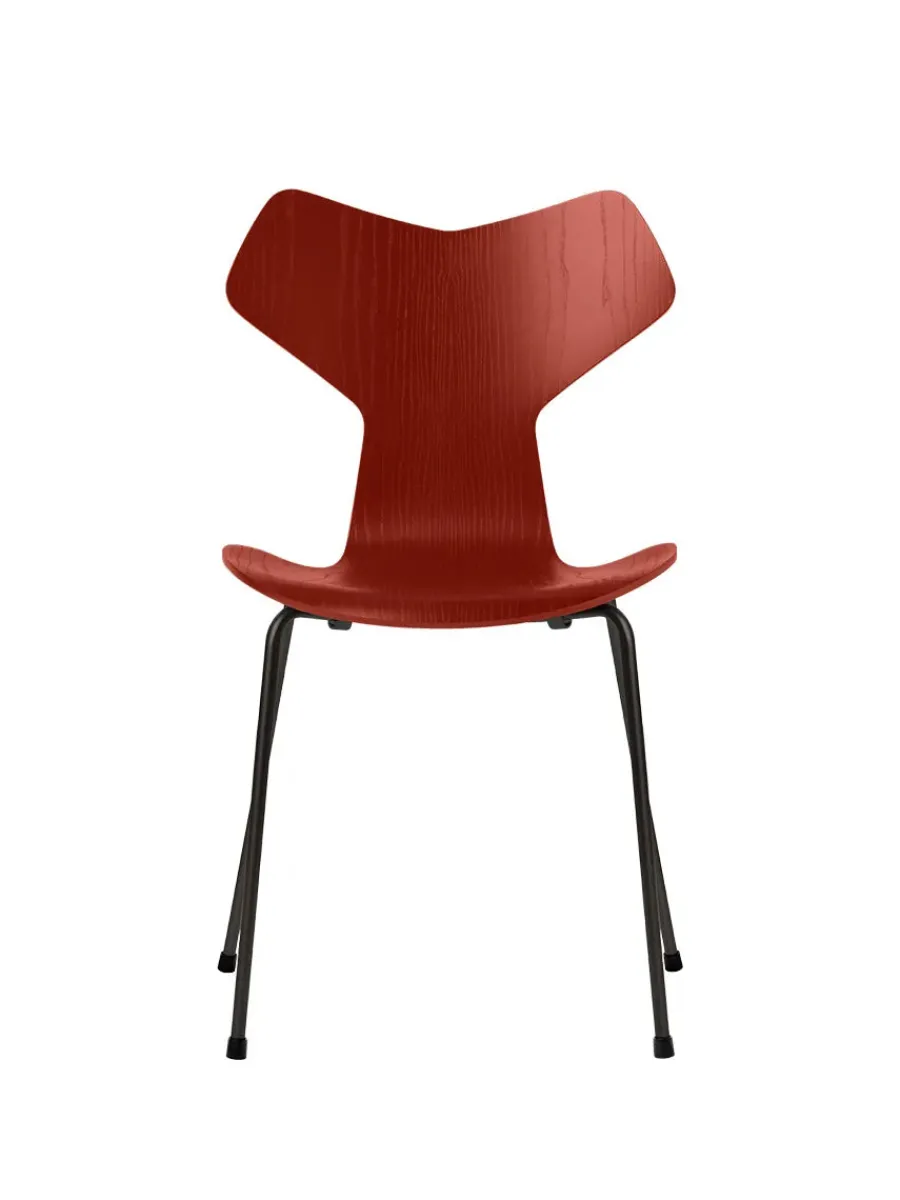 Fritz Hansen 3130 Grand Prix stol i farvet ask af Arne Jacobsen