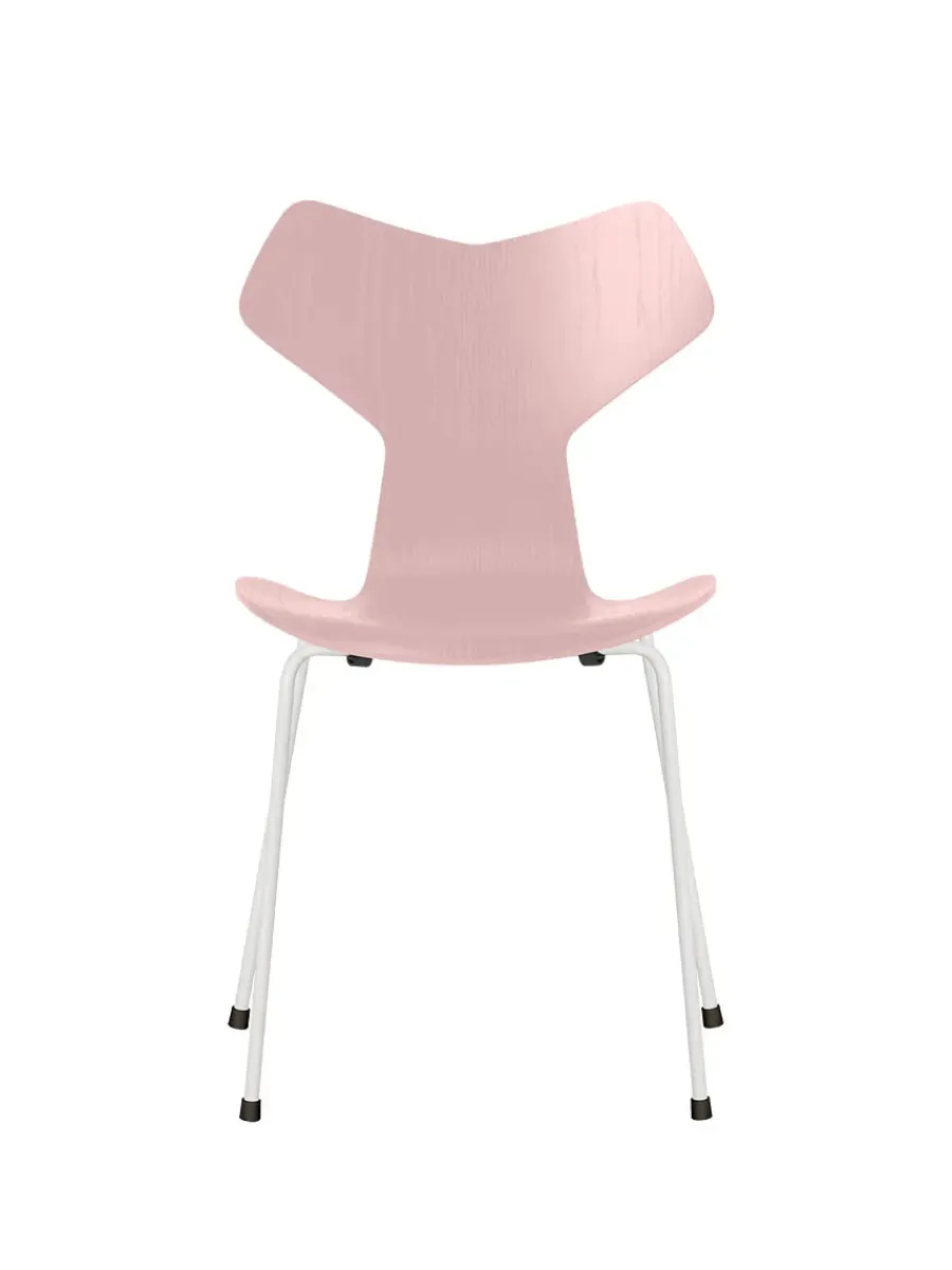 Fritz Hansen 3130 Grand Prix stol i farvet ask af Arne Jacobsen