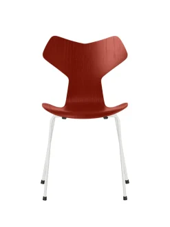 Fritz Hansen 3130 Grand Prix stol i farvet ask af Arne Jacobsen