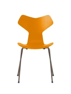 Fritz Hansen 3130 Grand Prix stol i farvet ask af Arne Jacobsen