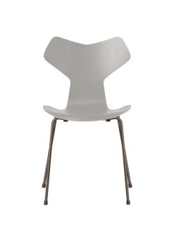 Fritz Hansen 3130 Grand Prix stol i farvet ask af Arne Jacobsen