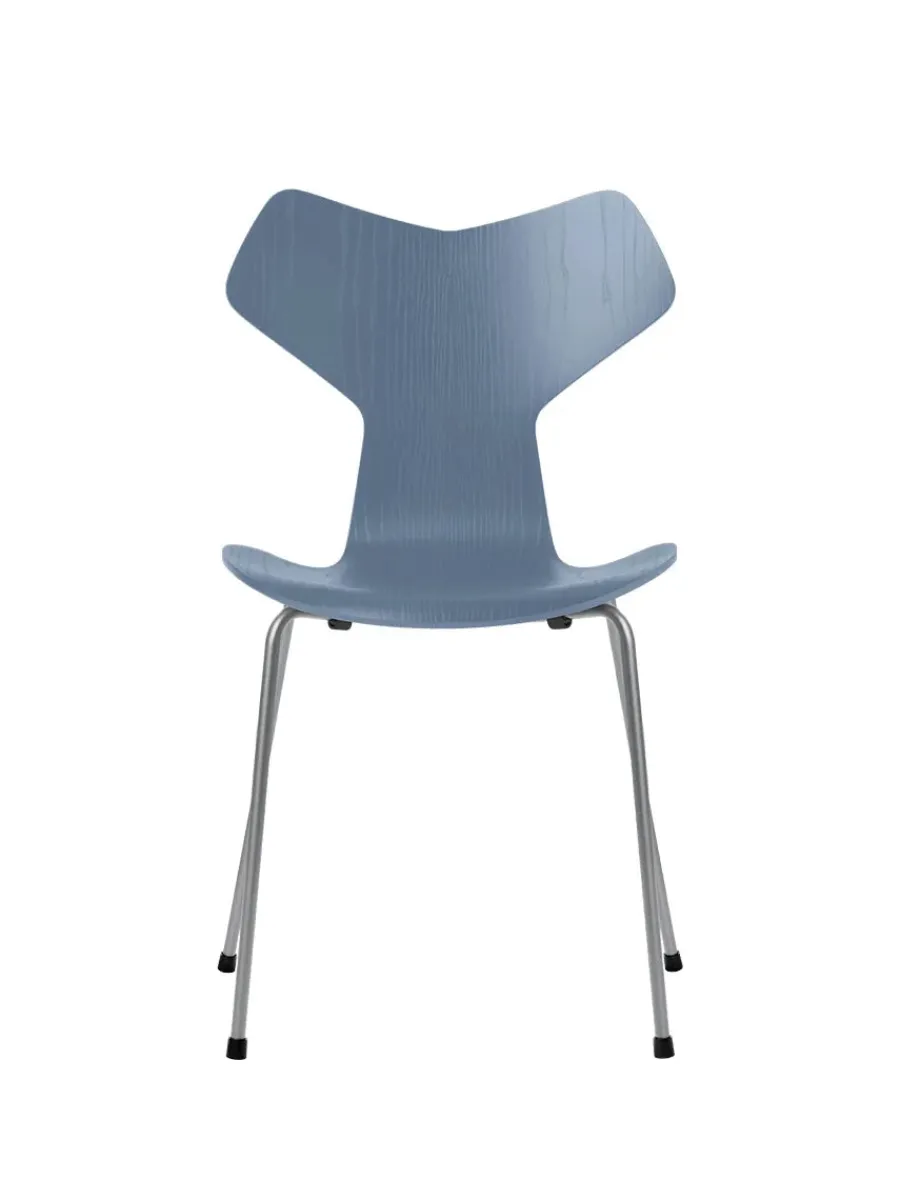 Fritz Hansen 3130 Grand Prix stol i farvet ask af Arne Jacobsen