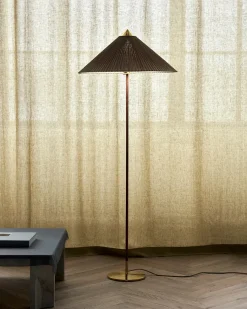 GUBI 9602 Gulvlampe i Bambus fra Sale