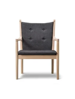 Fredericia Furniture 1788 Lænestol af Hans J. Wegner Discount