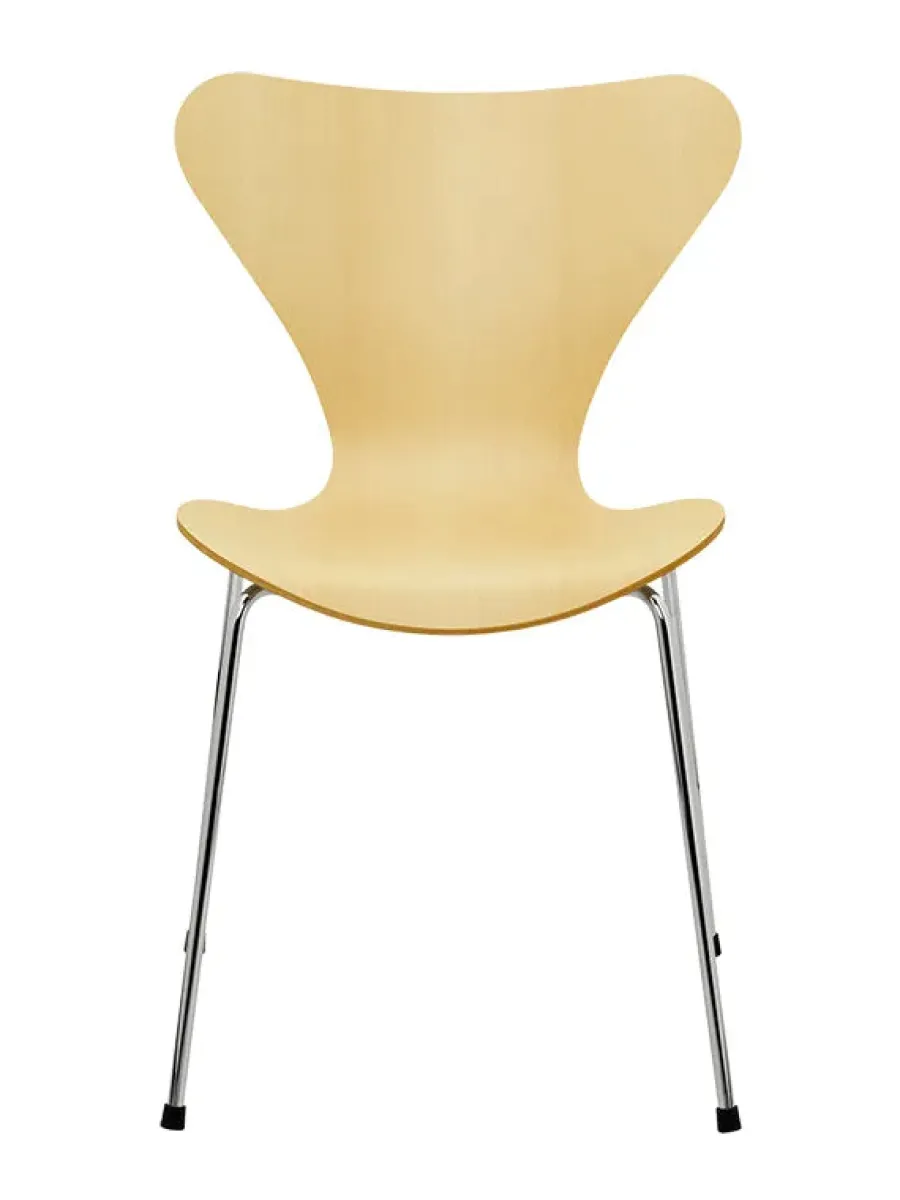 Fritz Hansen 3107 Serie 7 Stol, naturfiner af Arne Jacobsen Hot