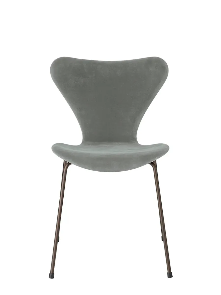 Fritz Hansen 3107 Stol, fuldpolstret velour af Arne Jacobsen Clearance