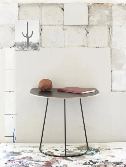 Muuto Airy Coffee Table, half size fra Sale