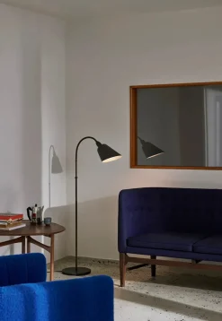 &Tradition AJ7 Bellevue gulvlampe af Arne Jacobsen
