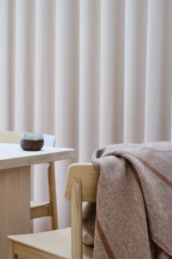 Silkeborg Uldspinderi Askø Plaid, rosewood fra Discount