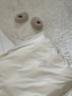 We Are Bitte Babysengetøj, konkylie fra