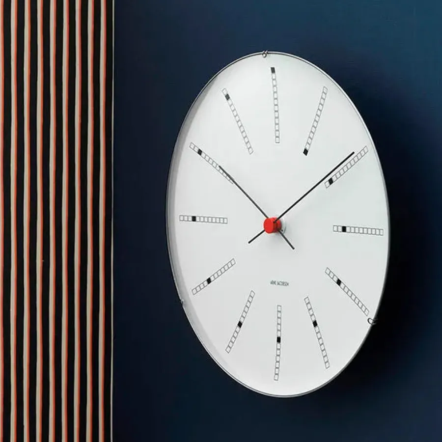 Arne Jacobsen Clocks Bankers club vægur af Arne Jacobsen (Ø: 21) Online