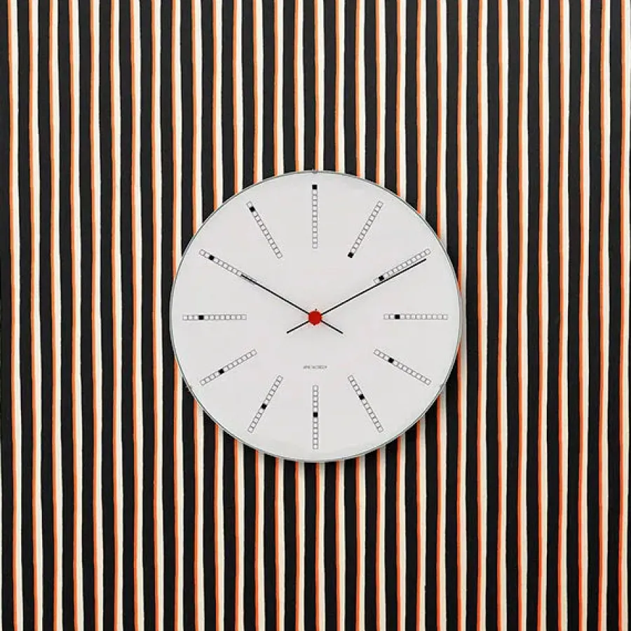Arne Jacobsen Clocks Bankers club vægur af Arne Jacobsen (Ø: 21) Online