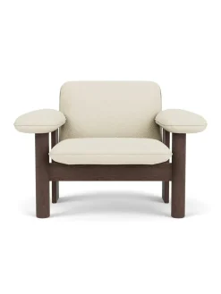 Audo Copenhagen Brasilia Lounge Chair, low back, sheepskin fra New