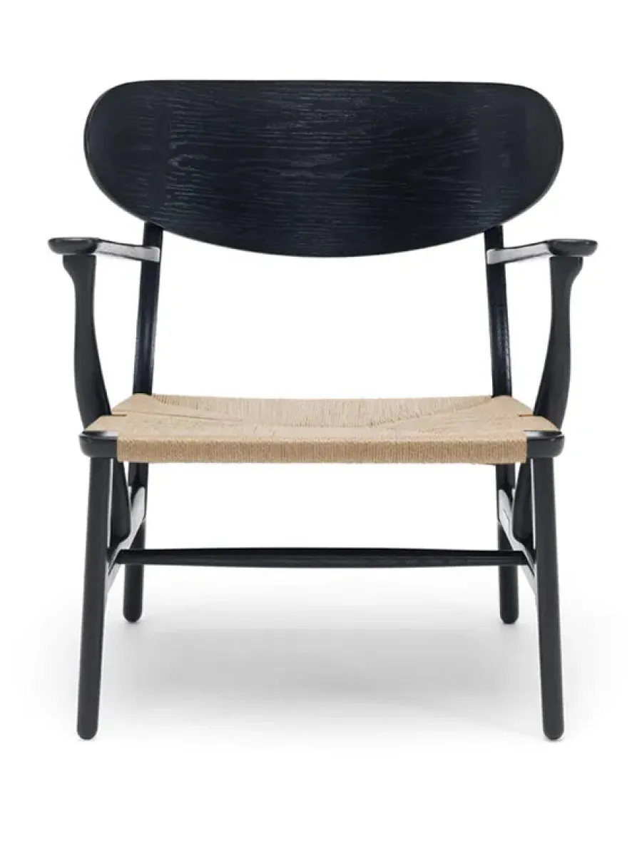 Carl Hansen & Søn CH22 Loungestol af Hans J. Wegner