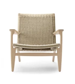 Carl Hansen & Søn CH25 Loungestol, eg hvidolie af Hans J. Wegner New