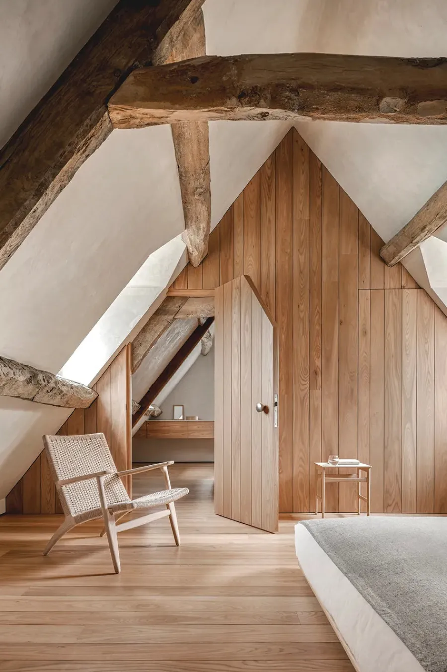 Carl Hansen & Søn CH25 Loungestol, eg olie af Hans J. Wegner Online