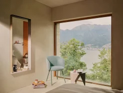 Vitra Colour Frame Mirror, large fra Hot