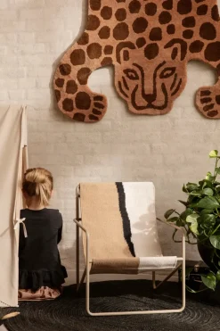 Ferm Living Desert Kids Chair, cashmere/soil fra Clearance