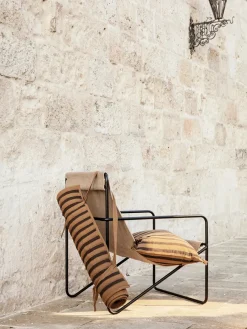 Ferm Living Desert Lounge Chair, sort fra Sale
