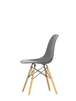 Vitra Eames Plastic Side Chair DSW, ahorntræ fra Sale