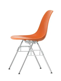 Vitra Eames Plastic Side Chair DSS-N, stabelbar fra Best