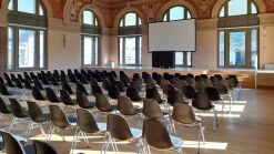 Vitra Eames Plastic Side Chair DSS-N, stabelbar fra Best