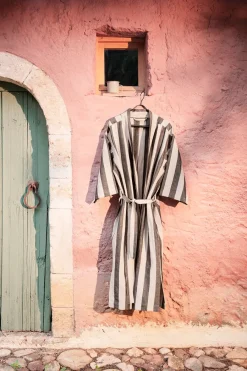 Ferm Living Field Robe, sand/black fra