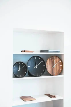 Architectmade FJ Clock af Finn Juhl