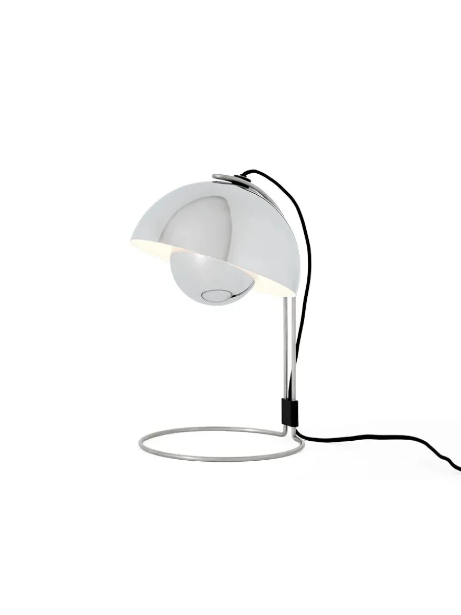 &Tradition Flowerpot VP4 bordlampe af Verner Panton Hot