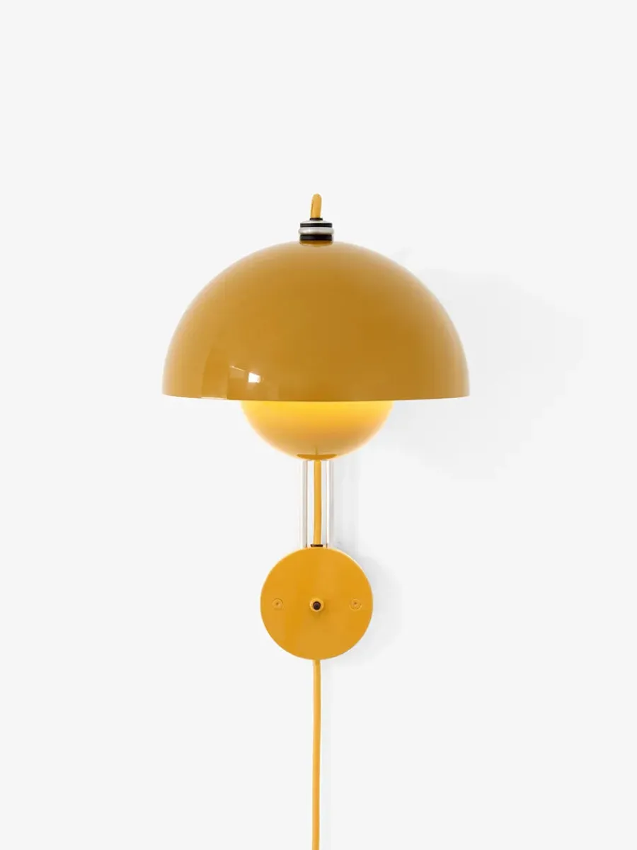 &Tradition Flowerpot VP8 Væglampe af Verner Panton Hot