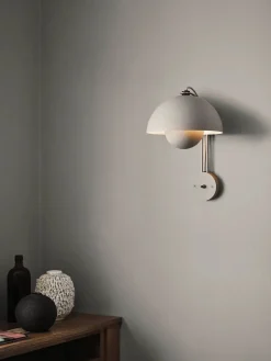 &Tradition Flowerpot VP8 Væglampe af Verner Panton Hot