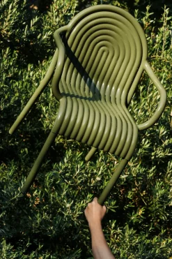 Tom Dixon Groove Arm Chair fra Clearance