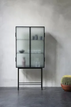 Ferm Living Haze Vitrineskab fra Outlet