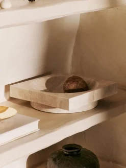 Ferm Living Hew low centrepiece, travertin fra Clearance