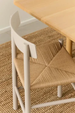 Fredericia Furniture J39 Folkestolen, sortlakeret bøg af Børge Mogensen Sale