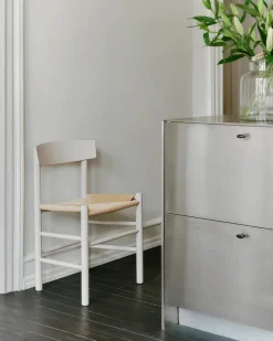 Fredericia Furniture J39 Folkestolen, sortlakeret bøg af Børge Mogensen Sale
