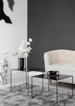 Audo Copenhagen Kubus Bowl Centerpiece Small, sort fra Outlet