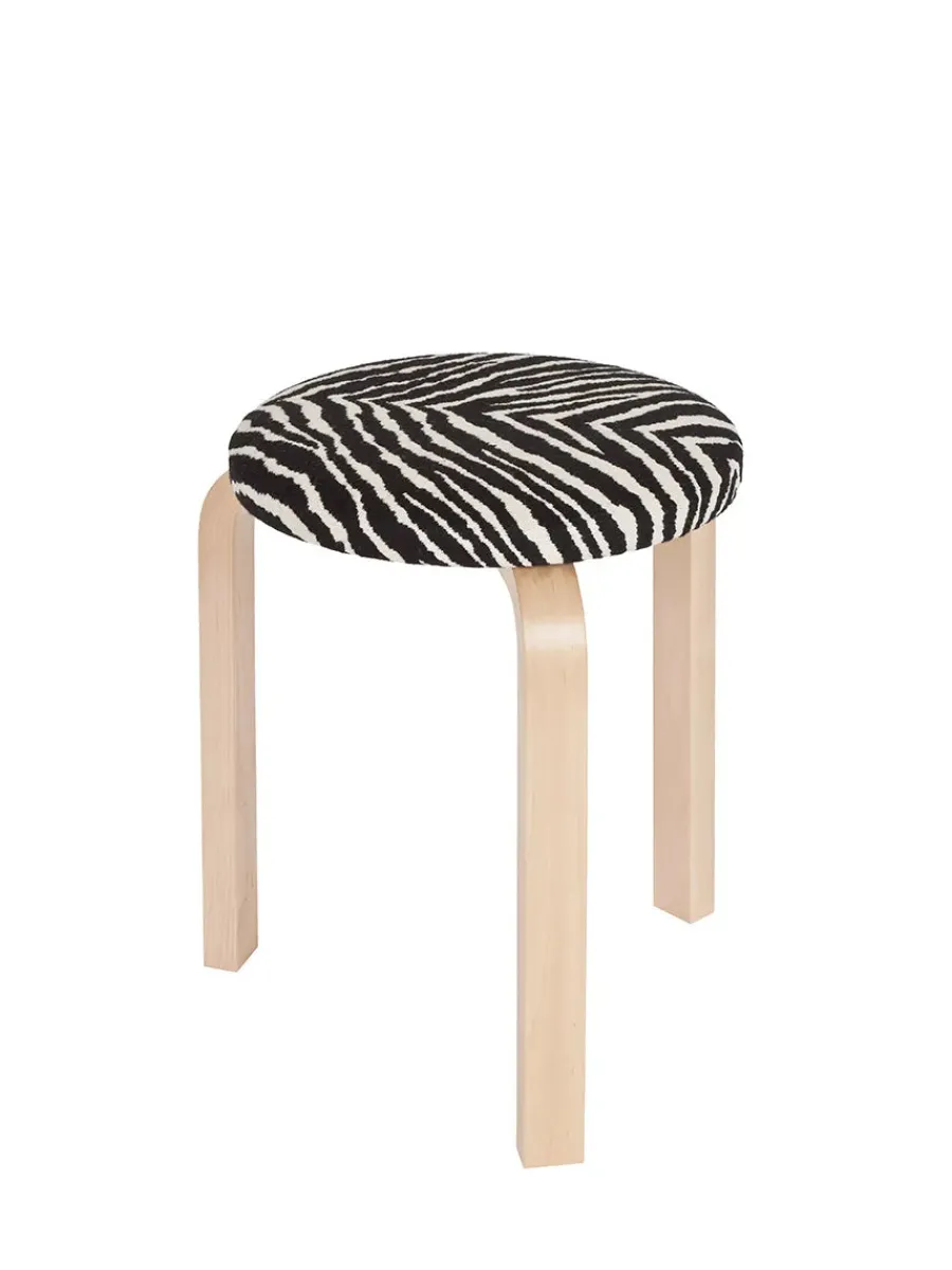 Artek Limited Edition Stool 60, Mahogany Brown fra Hot