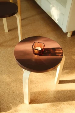 Artek Limited Edition Stool 60, Mahogany Brown fra Hot
