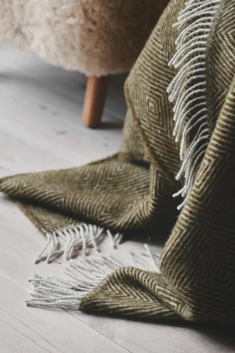 Silkeborg Uldspinderi Livø Plaid, rosewood fra Best