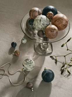 Ferm Living Marble Baubles, M, sæt á 4 stk. fra Online