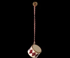 Maileg Metal ornament, stor tromme - Rød fra Discount