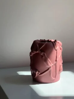 raawii Michael Kvium Jam Vase, nostalgia rose fra
