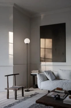 Astep Model 1081 Gulvlampe fra Online