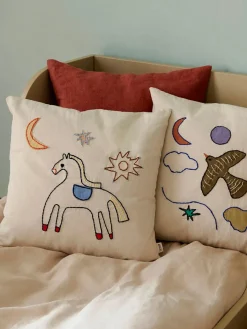 Ferm Living Naive Cushion, horse fra Discount